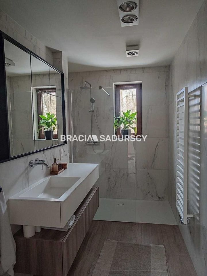 dom wolnostojący, 5 pokoi Rzeszotary, ul. Brzeziny. Zdjęcie 5