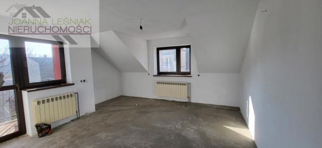 dom wolnostojący, 7 pokoi Podzamcze, ul. Zuzanka. Zdjęcie 4