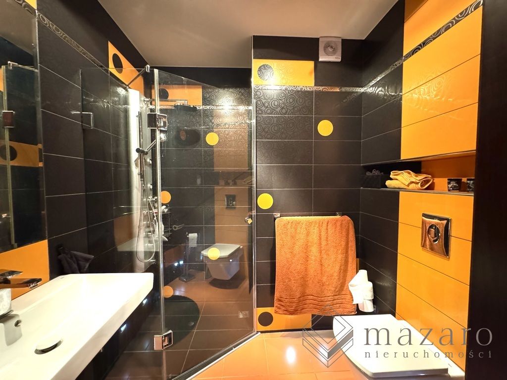 dom wolnostojący, 9 pokoi Zielonka. Zdjęcie 15