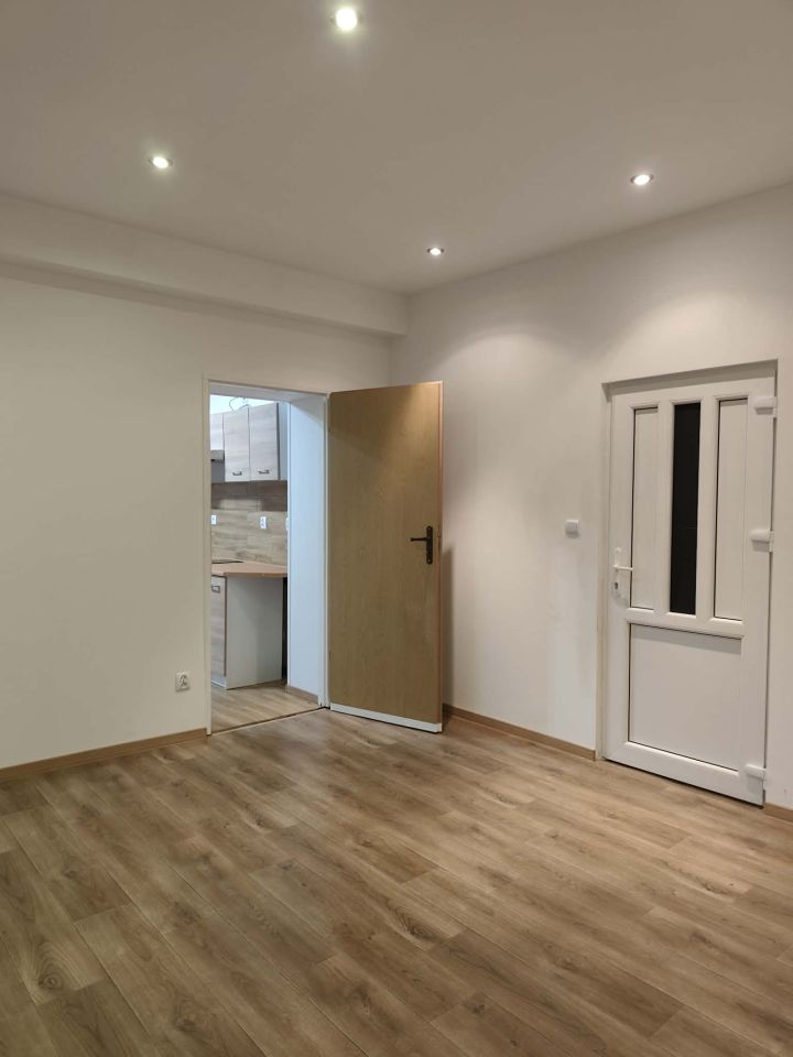 Mieszkanie 2-pokojowe Łomianki, ul. Warszawska. Zdjęcie 11