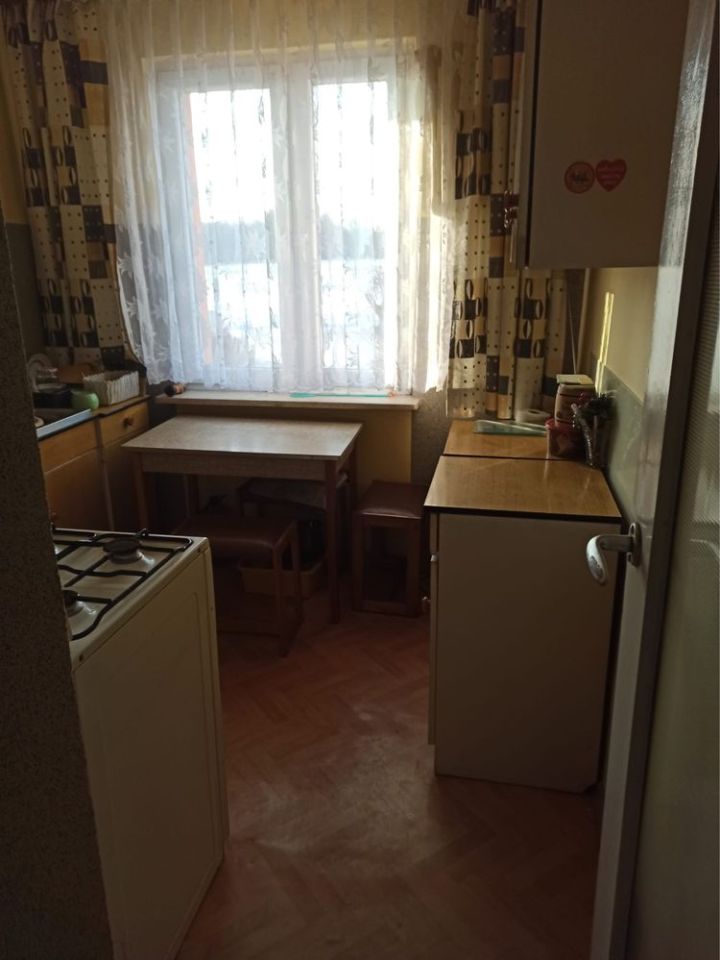 Mieszkanie 3-pokojowe Wodzisław. Zdjęcie 4