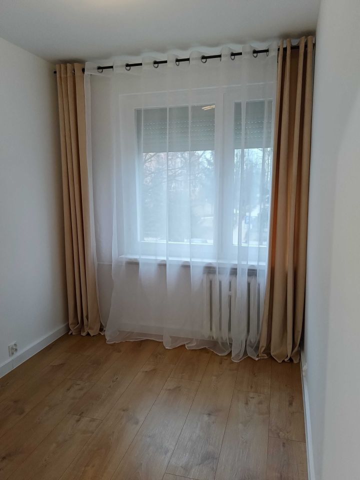 Mieszkanie 3-pokojowe Leszno. Zdjęcie 3