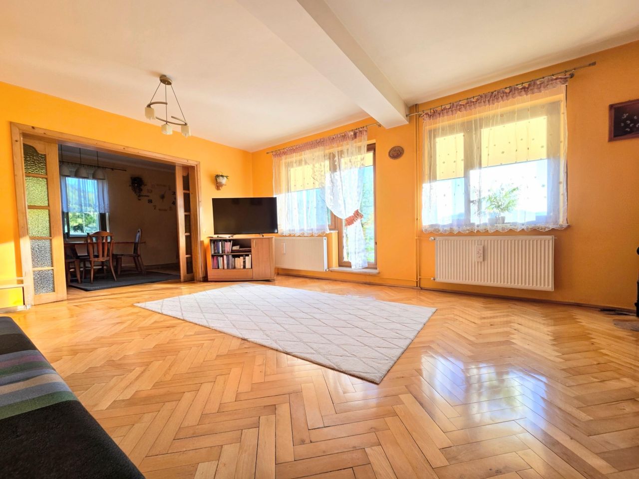 dom wolnostojący, 7 pokoi Świnna Komarnik, ul. Komarnik. Zdjęcie 14