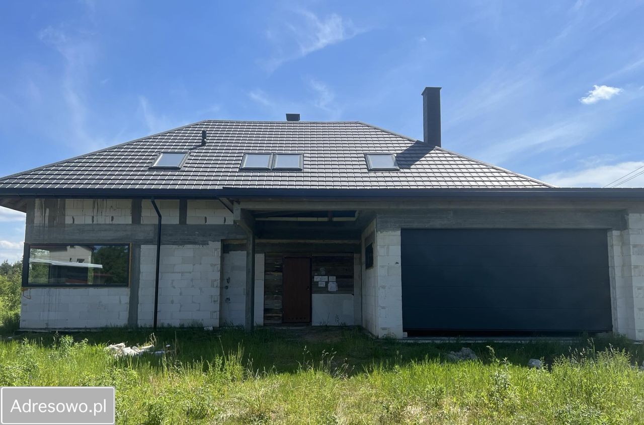 dom wolnostojący, 5 pokoi Łoś, ul. Spółdzielcza. Zdjęcie 1