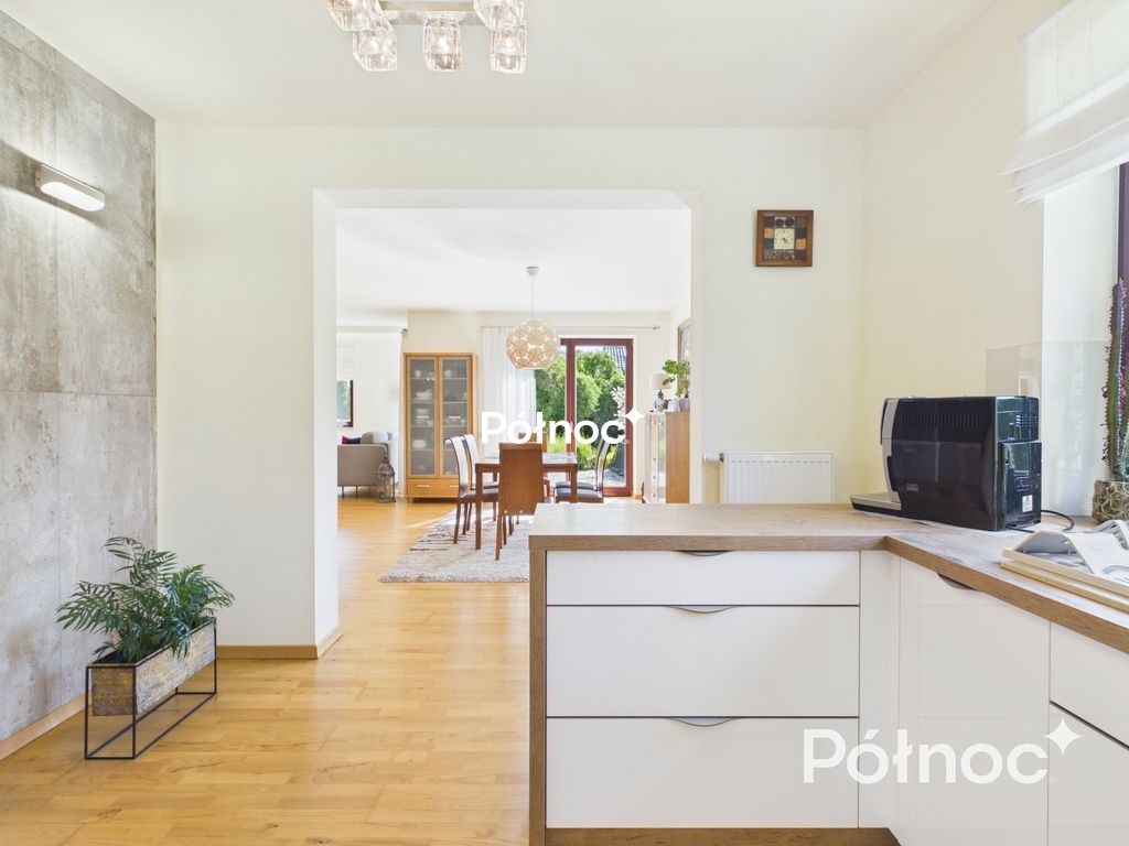 dom wolnostojący, 9 pokoi Osieczany. Zdjęcie 14