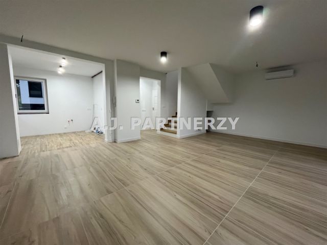 dom, 4 pokoje Koźmice Wielkie. Zdjęcie 4