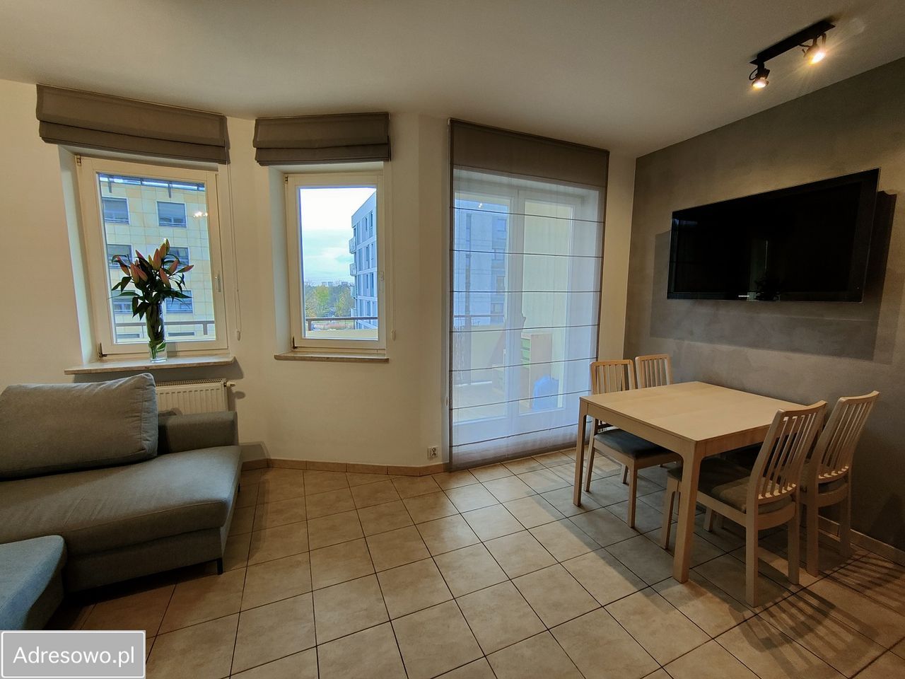 Mieszkanie 3-pokojowe Warszawa Mokotów, ul. Bluszczańska. Zdjęcie 1