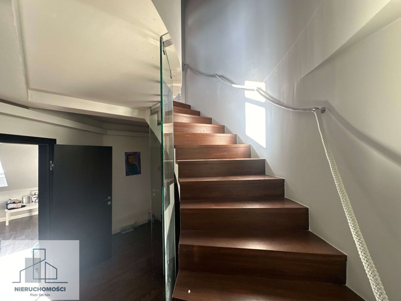 dom wolnostojący, 6 pokoi Izabelin-Dziekanówek. Zdjęcie 9