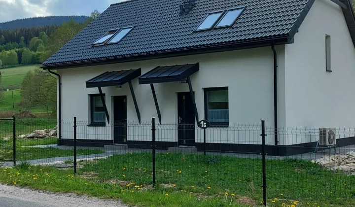bliźniak, 6 pokoi Kamienica