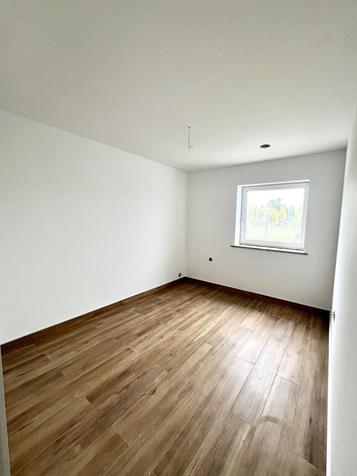 dom wolnostojący, 3 pokoje Radom Janiszpol, ul. Rumiankowa. Zdjęcie 10