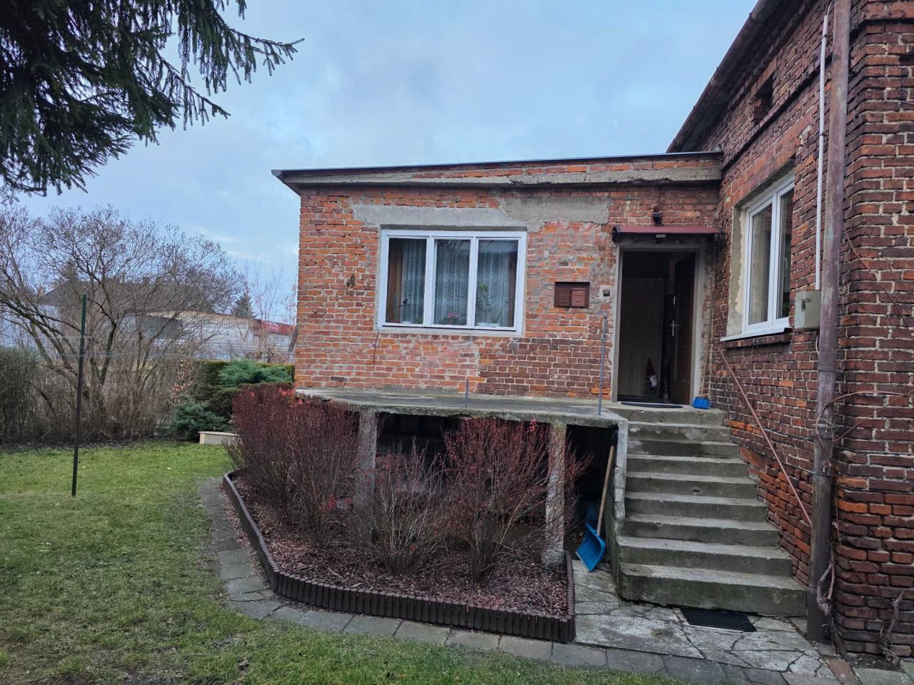 dom wolnostojący Rzeszów Śródmieście, ul. Klonowa. Zdjęcie 1