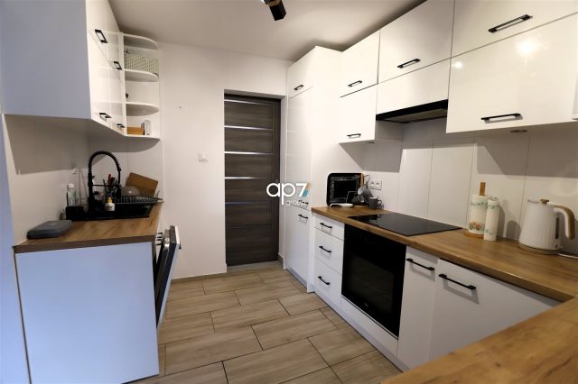 dom wolnostojący, 5 pokoi Wieliczka, ul. ks. Zygmunta Goliana. Zdjęcie 9