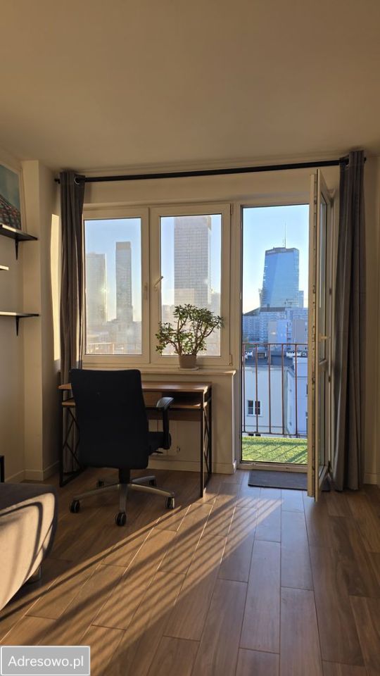 Mieszkanie 1-pokojowe Warszawa Śródmieście, pl. Jana Henryka Dąbrowskiego. Zdjęcie 5