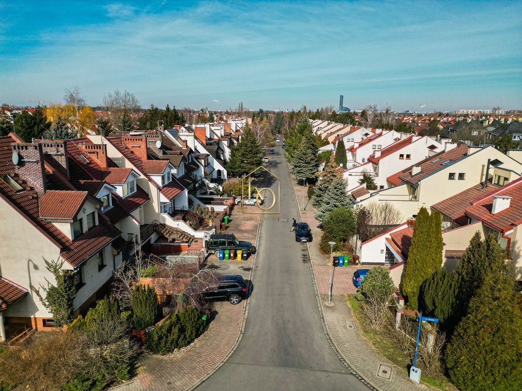 dom szeregowy, 5 pokoi Wrocław Wojszyce, ul. Hufcowa