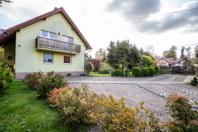 dom wolnostojący, 5 pokoi Brzeźnica, ul. Krakowska. Zdjęcie 9