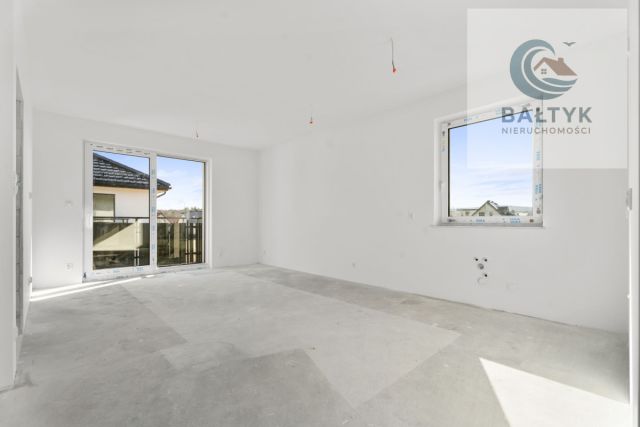 Mieszkanie 4-pokojowe Kębłowo. Zdjęcie 1