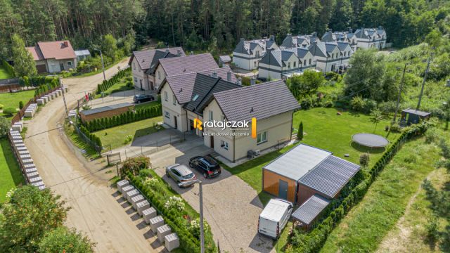 bliźniak, 5 pokoi Gościcino. Zdjęcie 1