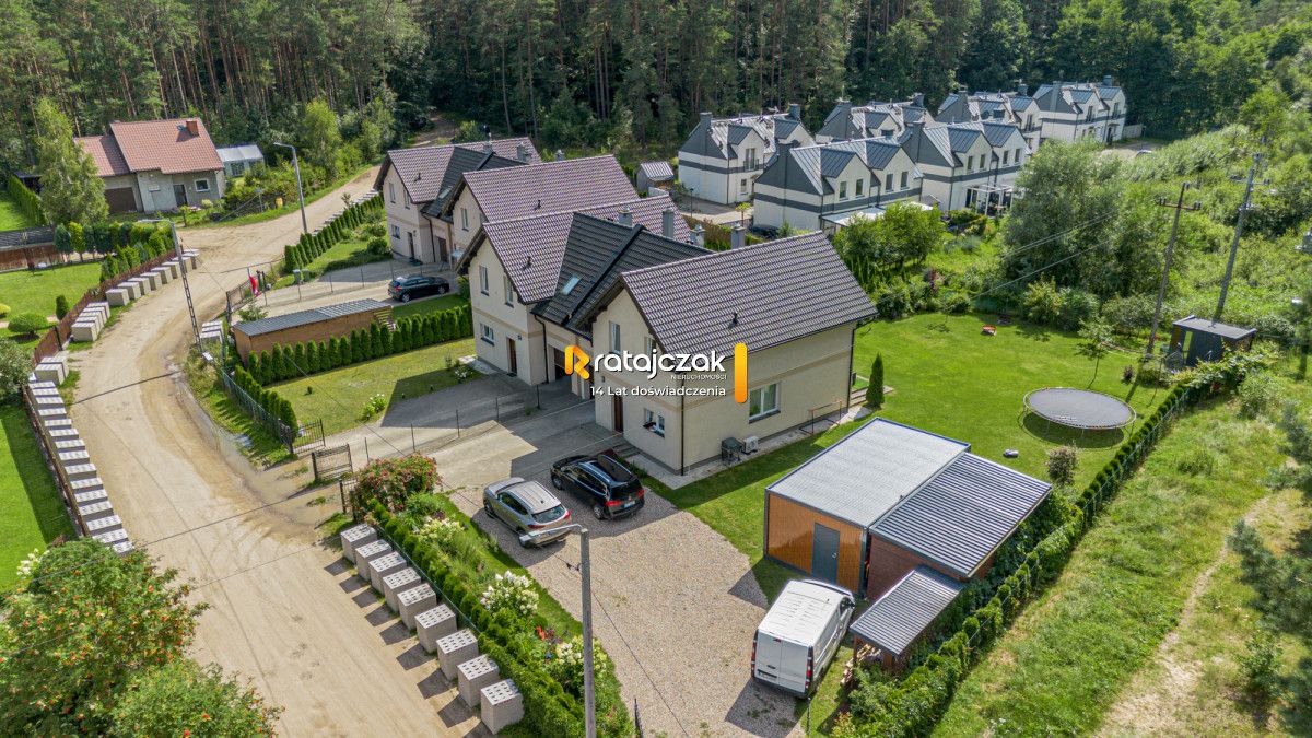 bliźniak, 5 pokoi Gościcino. Zdjęcie 1