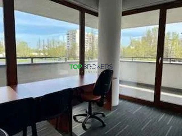 Lokal Warszawa Ursynów, al. Komisji Edukacji Narodowej. Zdjęcie 3