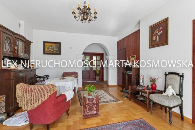 dom wolnostojący, 11 pokoi Owczarnia. Zdjęcie 9