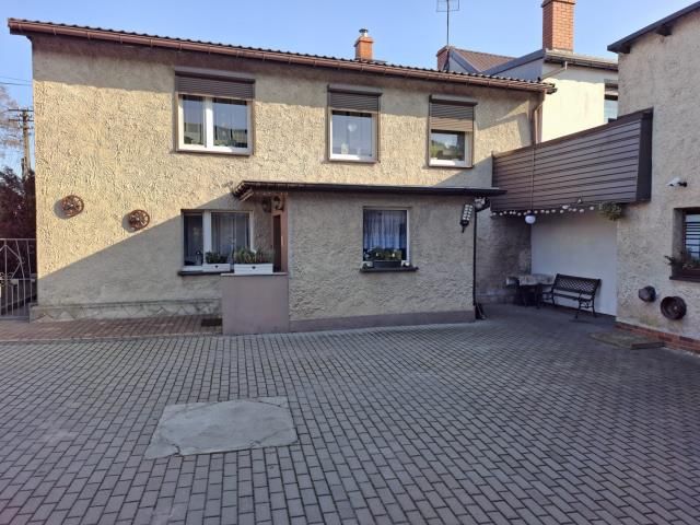 dom wolnostojący, 9 pokoi Toszek Oracze, ul. Oracze. Zdjęcie 2