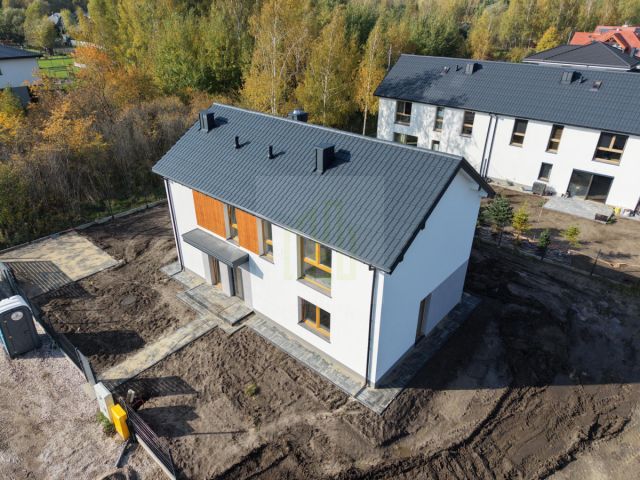 dom wolnostojący, 5 pokoi Szczęsne. Zdjęcie 4