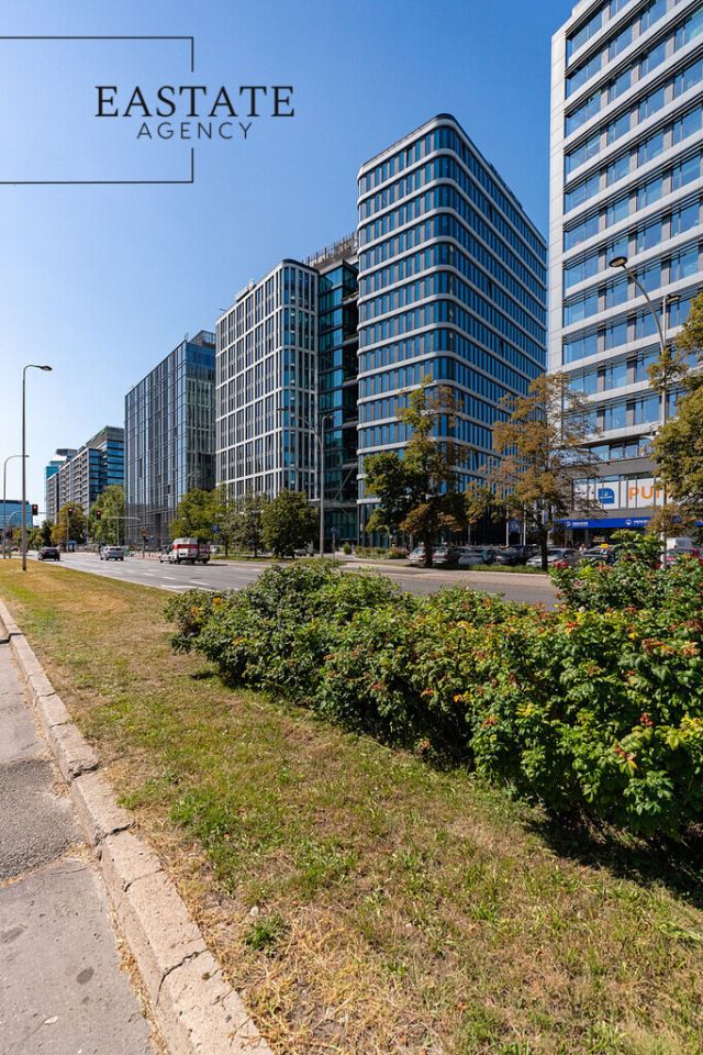 Biuro Warszawa Ochota, ul. Juliana Ursyna Niemcewicza. Zdjęcie 16