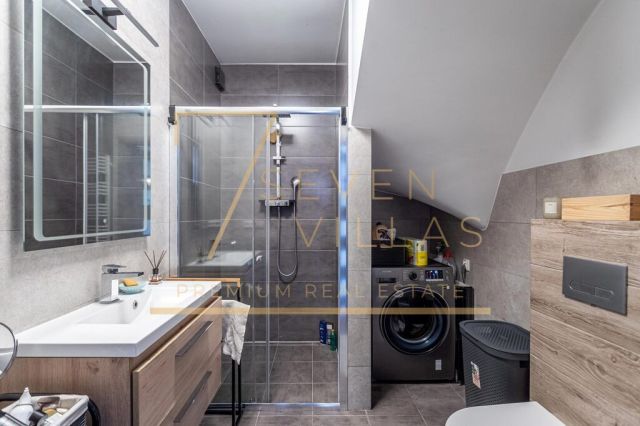 bliźniak, 6 pokoi Łazy. Zdjęcie 14