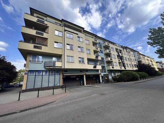Mieszkanie 3-pokojowe Warszawa Ursynów, ul. Melchiora Wańkowicza. Zdjęcie 1