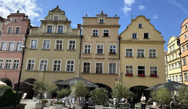 Mieszkanie 3-pokojowe Jelenia Góra Centrum, pl. Ratuszowy