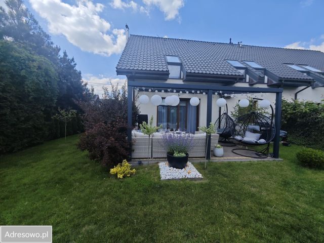 bliźniak, 4 pokoje Pruszków, ul. Rysia. Zdjęcie 1