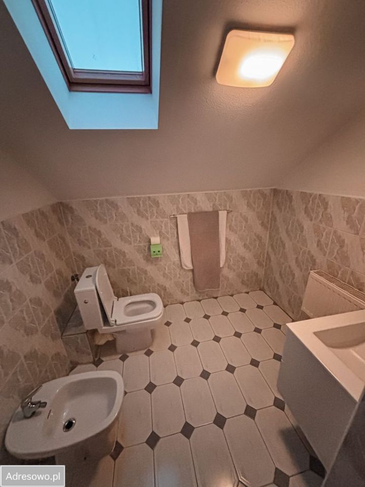 dom wolnostojący, 10 pokoi Dzierżoniów. Zdjęcie 4
