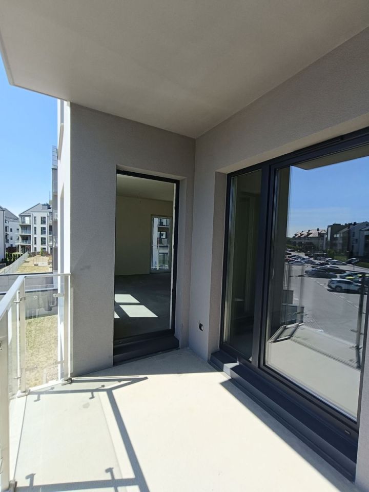 Mieszkanie 3-pokojowe Tarnowo Podgórne, ul. Mediolańska. Zdjęcie 2