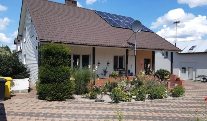 dom wolnostojący, 5 pokoi Łapino Kartuskie, ul. Jabłoniowa
