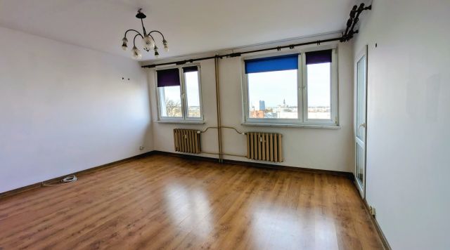 Mieszkanie 3-pokojowe Oleśnica Centrum, ul. Klonowa. Zdjęcie 1