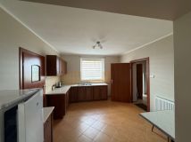 dom wolnostojący, 3 pokoje Krześnica. Zdjęcie 1