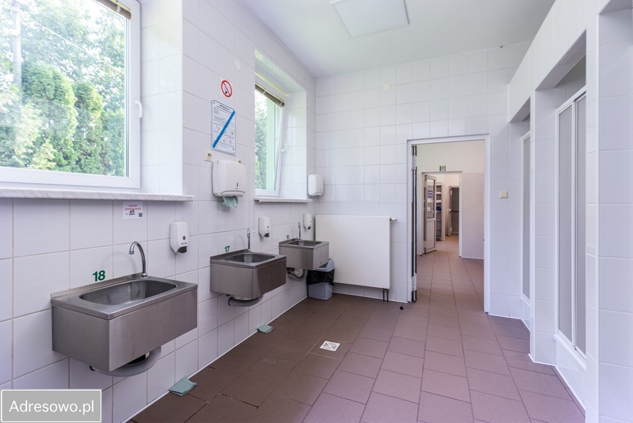 Hala/magazyn Targowisko. Zdjęcie 19