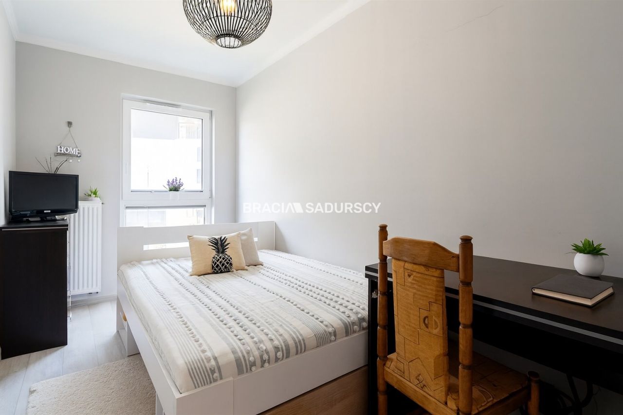 Mieszkanie 4-pokojowe Kraków Podgórze Duchackie, ul. Przyjaźni Polsko-Węgierskiej. Zdjęcie 12