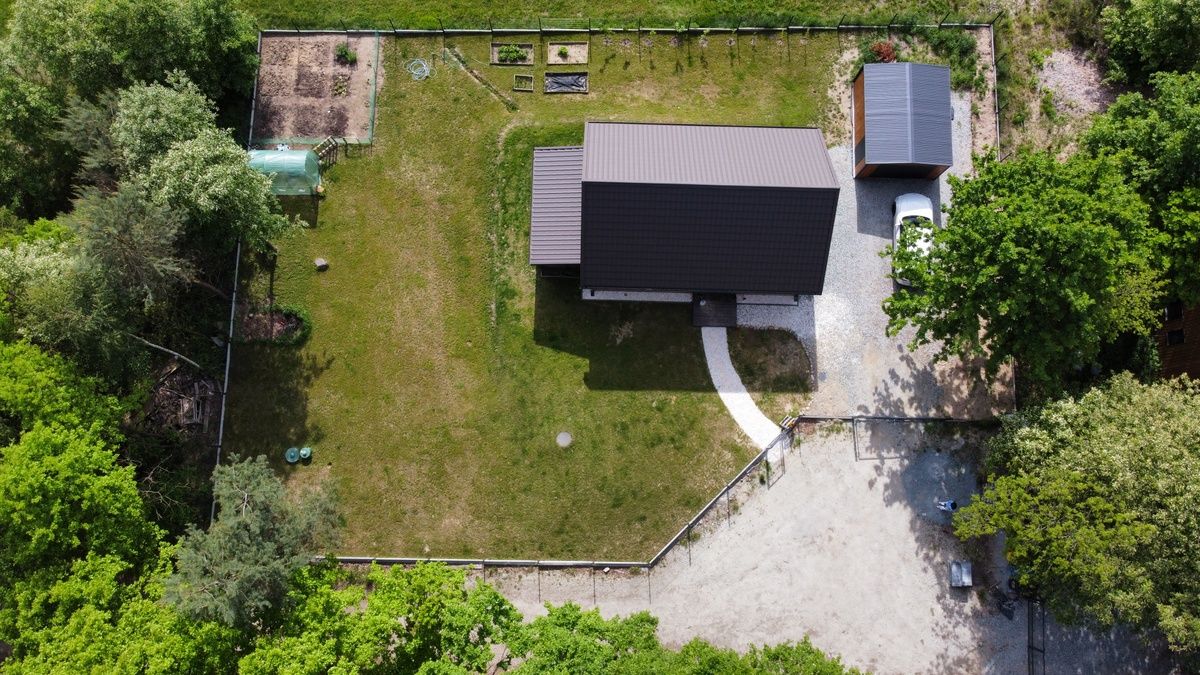 dom wolnostojący, 4 pokoje Bagno. Zdjęcie 19