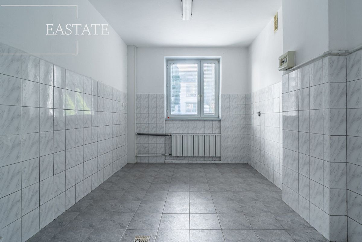 dom wolnostojący, 11 pokoi Rumia, ul. Oliwska. Zdjęcie 16