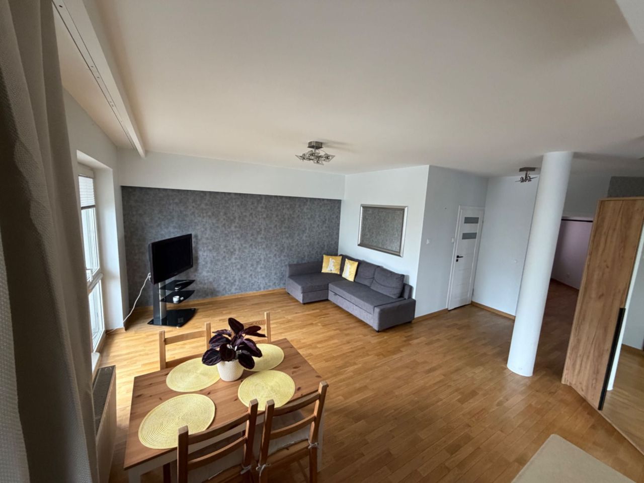 Mieszkanie 2-pokojowe Warszawa Gocław, ul. Kompasowa. Zdjęcie 1