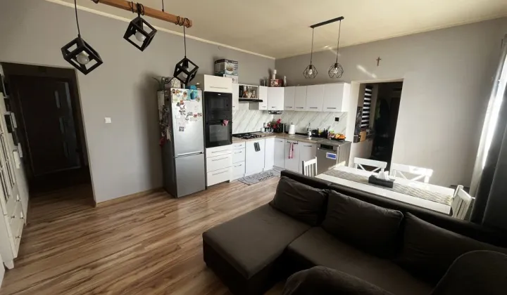 Mieszkanie 3-pokojowe Debrzno, ul. Wojska Polskiego