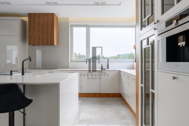 dom wolnostojący, 10 pokoi Famułki Brochowskie. Zdjęcie 15