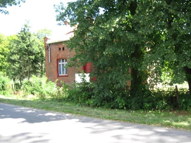 dom wolnostojący, 4 pokoje Gnojewo. Zdjęcie 2