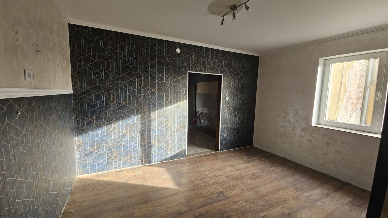 Mieszkanie 1-pokojowe Lewin Brzeski. Zdjęcie 2