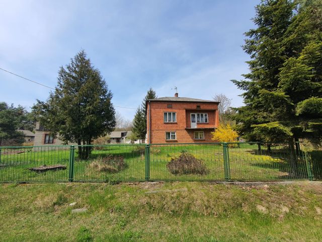 dom wolnostojący Chotcza-Józefów. Zdjęcie 1