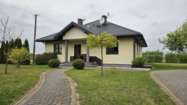 dom wolnostojący, 3 pokoje Nowy Dwór-Parcela. Zdjęcie 1