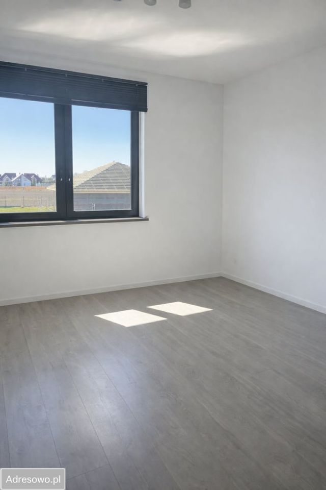 bliźniak, 4 pokoje Strzeżenice. Zdjęcie 14