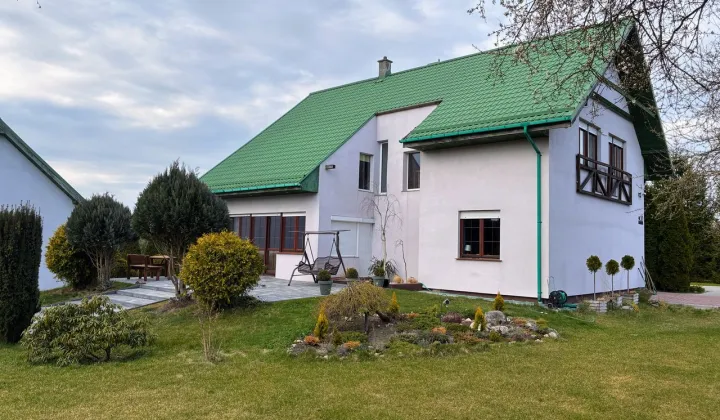 dom wolnostojący, 7 pokoi Szczecinek Trzesieka, ul. Wichrowe Wzgórze