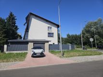 dom wolnostojący, 10 pokoi Olkusz Parcze Dolne, ul. Rzemieślnicza. Zdjęcie 2